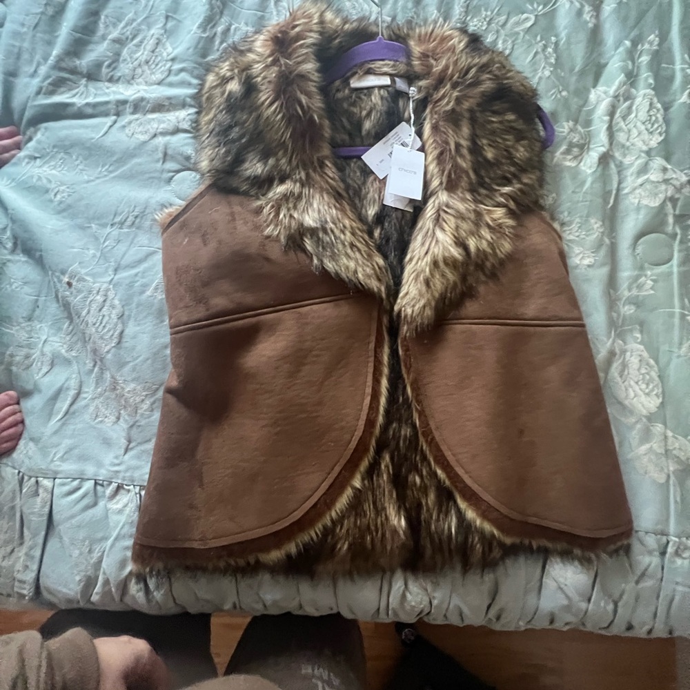 Beautiful Lux suedes/ fur vest
